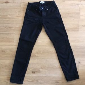 Paige Verdugo Crop black Denim jeans